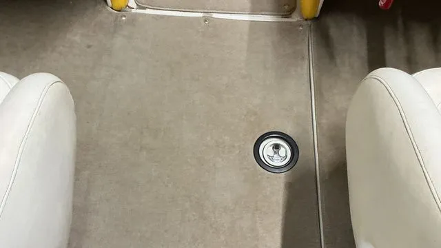 Slide: The Image of Crownline Boats 202 BR 2003 - 15