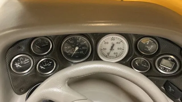 Slide: The Image of Crownline Boats 202 BR 2003 - 16