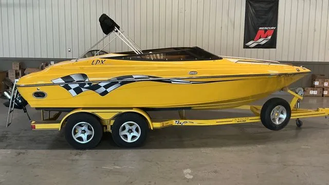 Slide: The Image of Crownline Boats 202 BR 2003 - 6