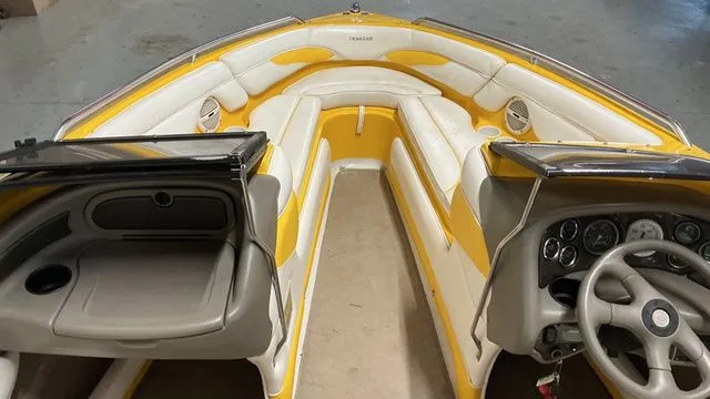 Slide: The Image of Crownline Boats 202 BR 2003 - 9