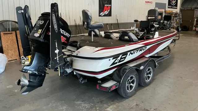 Slide: The Image of Nitro Z-8 2015 - 5