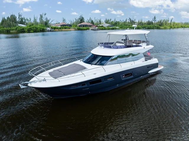 Slide: The Image of Prestige 560 2017 - 77