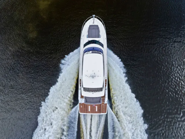 Slide: The Image of Prestige 560 2017 - 88