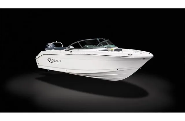 Slide: The Image of Robalo R207 Dual Console 2021 - 3