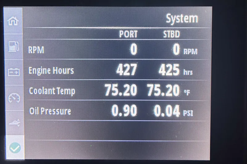 Slide: The Image of Display screen showing engine stats for 2021 Blackfin 272 CC: RPM, hours, temperature, pressure. - 24
