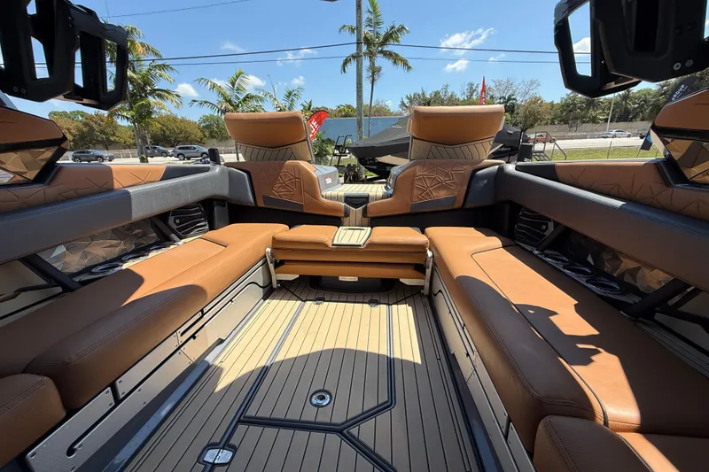 Slide: The Image of Luxurious interior of 2020 Nautique Super Air Nautique G25 Paragon boat. - 10