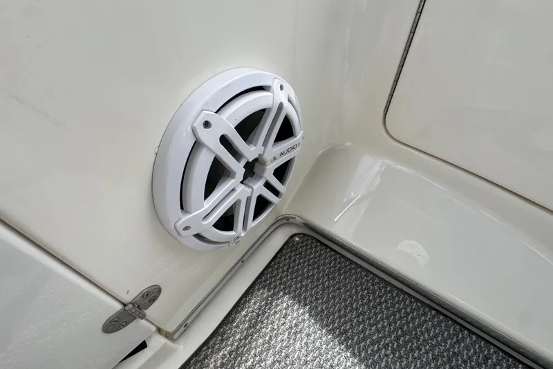 Slide: The Image of Speaker installed on 2003 Silverton 39 Motor Yacht interior. - 21