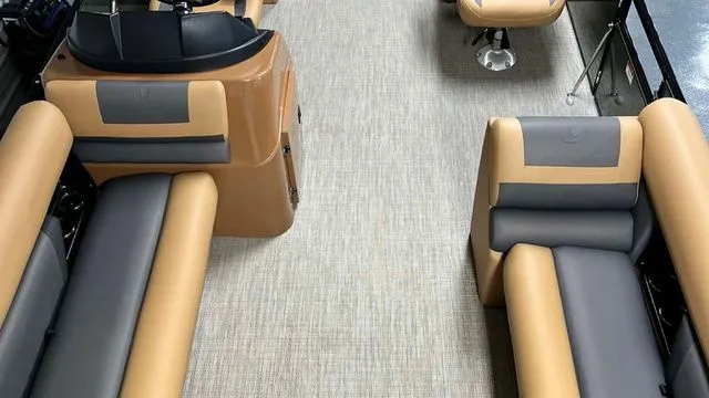 Slide: The Image of Landau Island Breeze 25C Sport Rear Lounge - ORDER NOW 2026 - 4