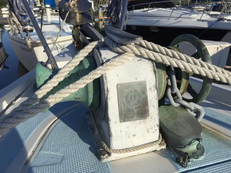 Slide: The Image of Anchor Windless - 17