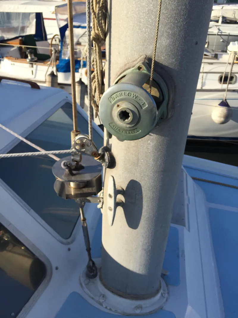 Slide: The Image of Halyard Winch - 21