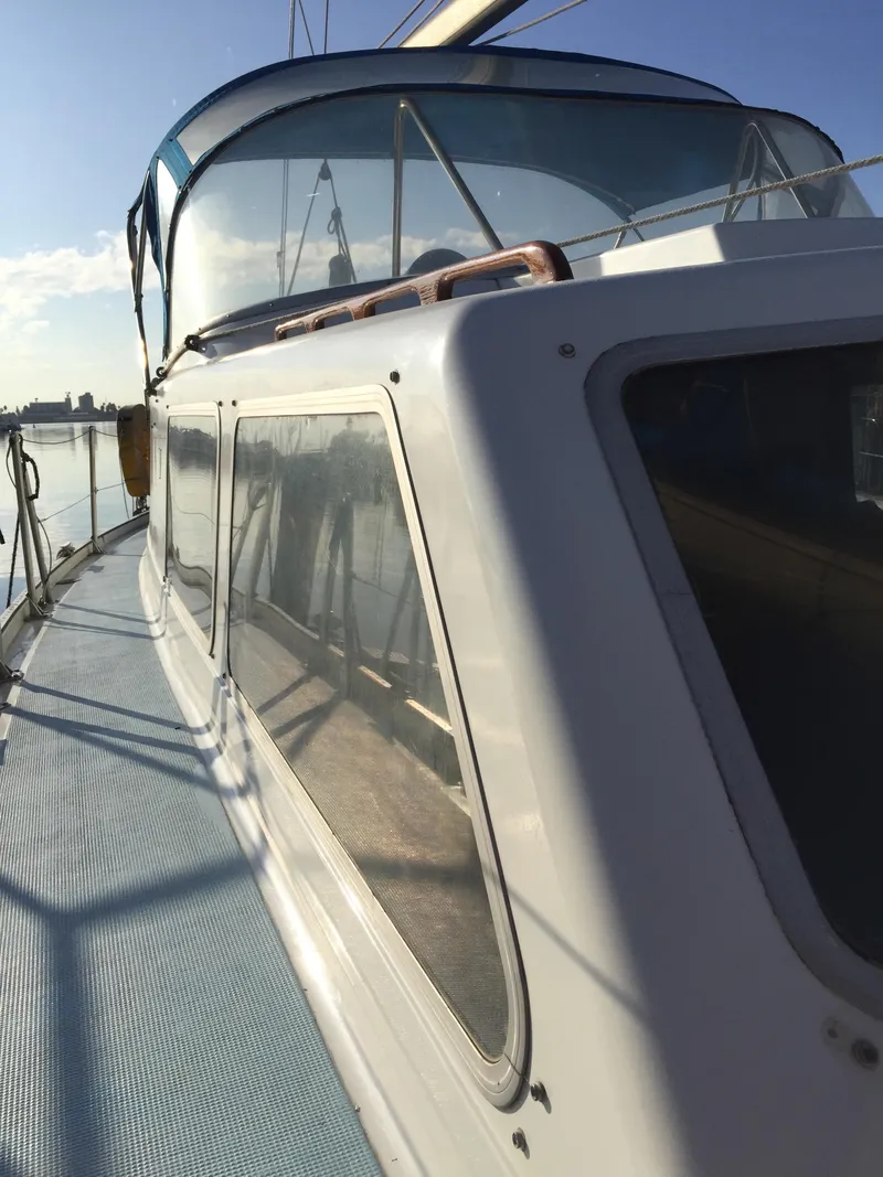 Slide: The Image of Deck Salon Windows - 23