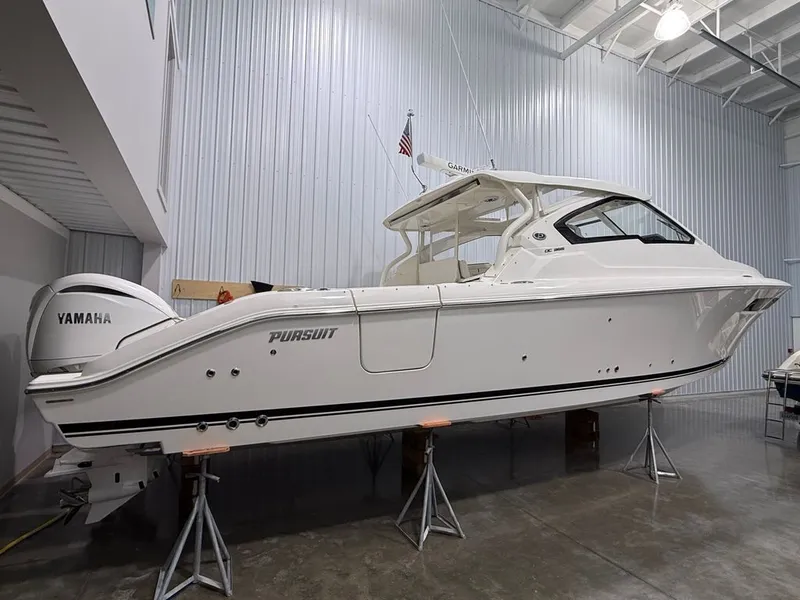 The Image of Pursuit DC 365 Dual Console 2022 - 0