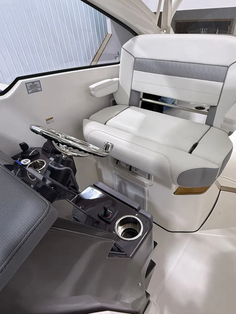 Slide: The Image of Pursuit DC 365 Dual Console 2022 - 3