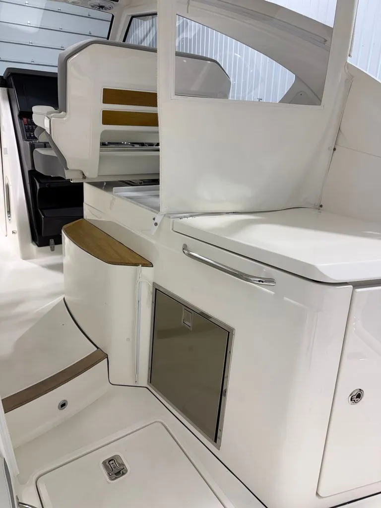 Slide: The Image of Pursuit DC 365 Dual Console 2022 - 4