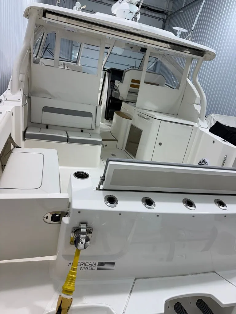 Slide: The Image of Pursuit DC 365 Dual Console 2022 - 6