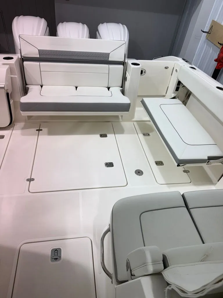 Slide: The Image of Pursuit DC 365 Dual Console 2022 - 7