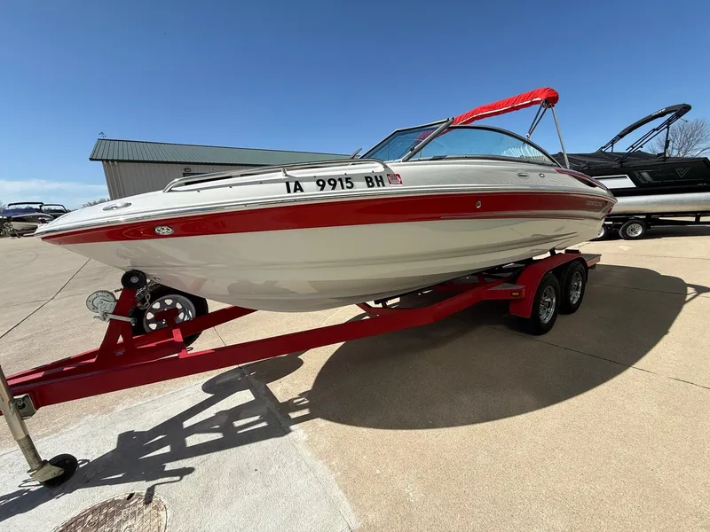 Slide: The Image of Crownline Boats 216 LS 2005 - 2