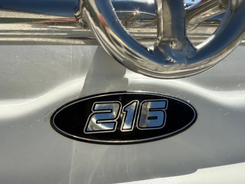 Slide: The Image of Crownline Boats 216 LS 2005 - 4