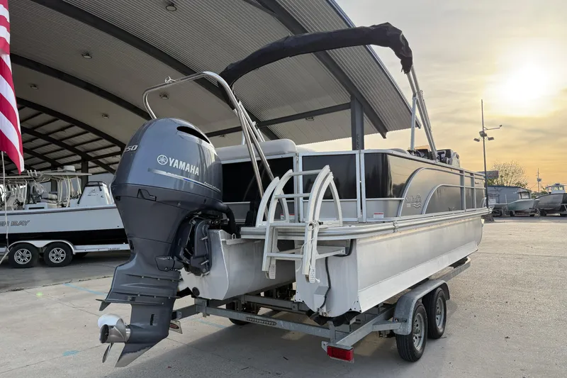 Slide: The Image of 2022 Custom G3 Suncatcher 322FC pontoon boat with Yamaha motor on trailer. - 4
