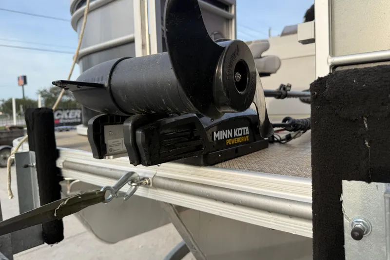 Slide: The Image of Minn Kota PowerDrive motor on 2022 Custom G3 Suncatcher 322FC boat. - 8