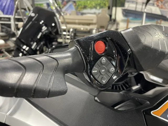 Slide: The Image of Sea-Doo GTX 2024 - 9