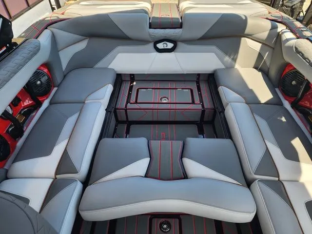 Slide: The Image of Centurion Ri230 2026 - 27