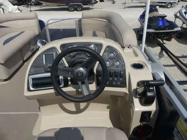 Slide: The Image of Sweetwater SW 1880 2016 - 17