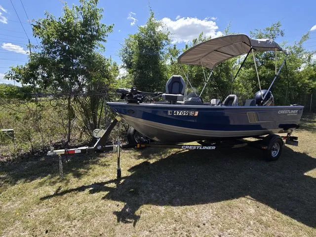 Slide: The Image of Crestliner 1650 Fish Hawk 2016 - 6