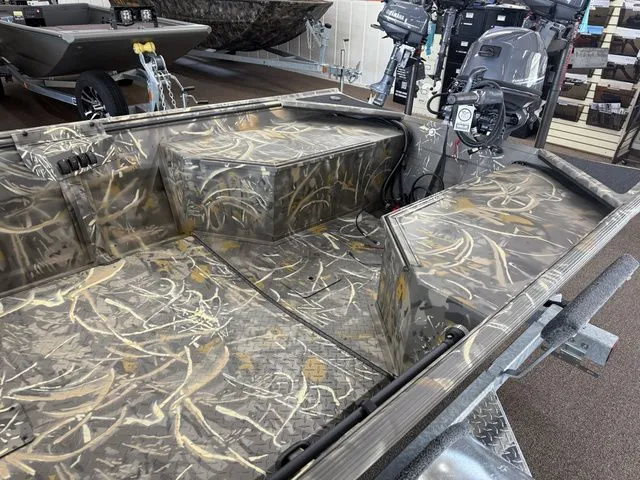 Slide: The Image of War Eagle 548 Ldv 2026 - 6