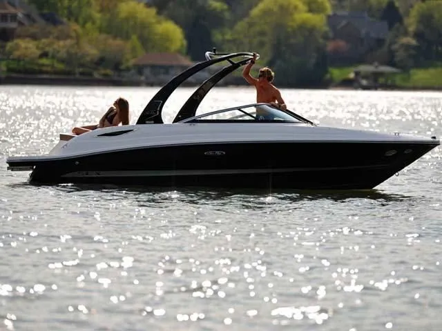 Slide: The Image of Sea Ray SLX 230 2013 - 16