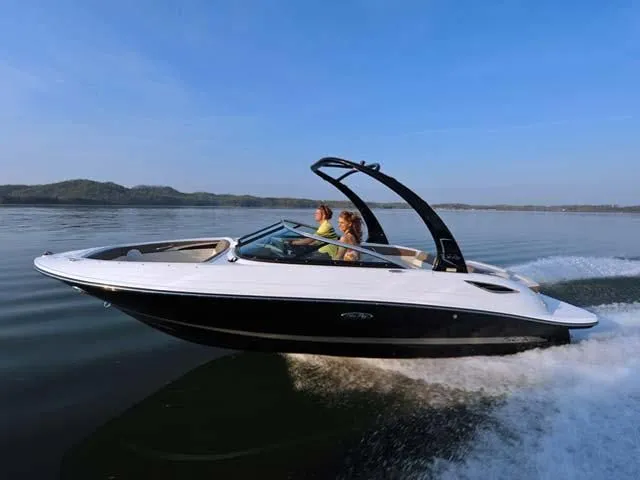 Slide: The Image of Sea Ray SLX 230 2013 - 9