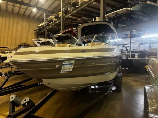 The Image of Crownline Boats 260 SS 2023 - 1