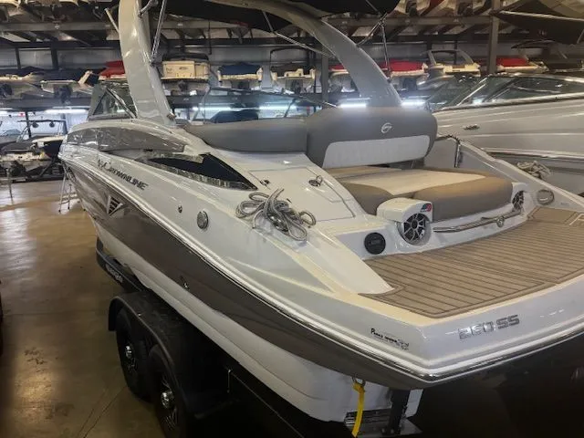 Slide: The Image of Crownline Boats 260 SS 2023 - 4