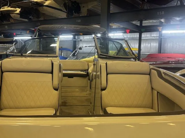 Slide: The Image of Crownline Boats Eclipse E255 2022 - 3