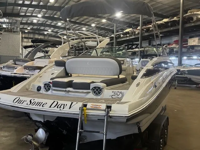 Slide: The Image of Crownline Boats Eclipse E255 2022 - 5