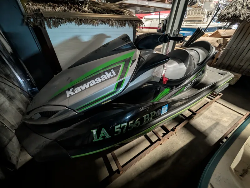 Slide: The Image of Kawasaki JT1500KGF 2016 - 3