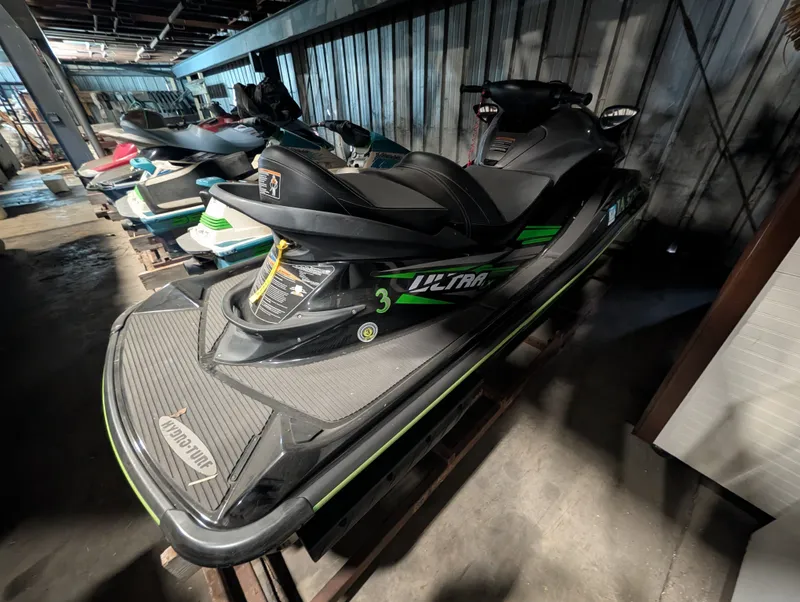 Slide: The Image of Kawasaki JT1500KGF 2016 - 4