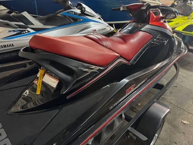 Slide: The Image of Sea-Doo RXT 215 2006 - 3