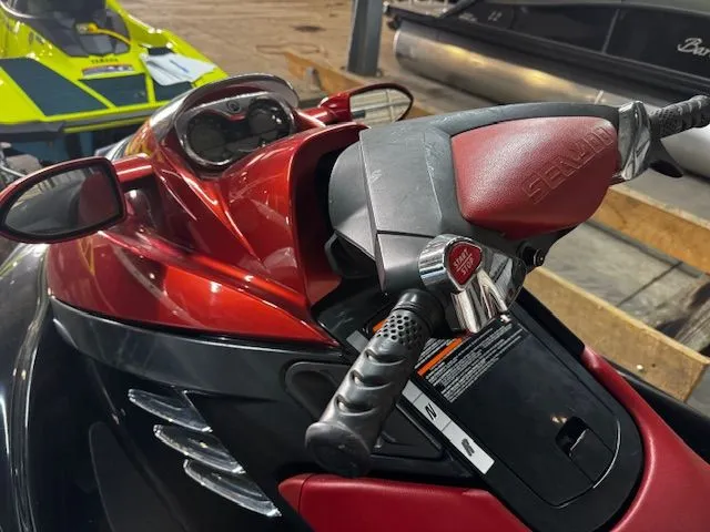 Slide: The Image of Sea-Doo RXT 215 2006 - 6