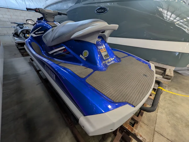 Slide: The Image of Yamaha VX1800A-KA 2011 - 3