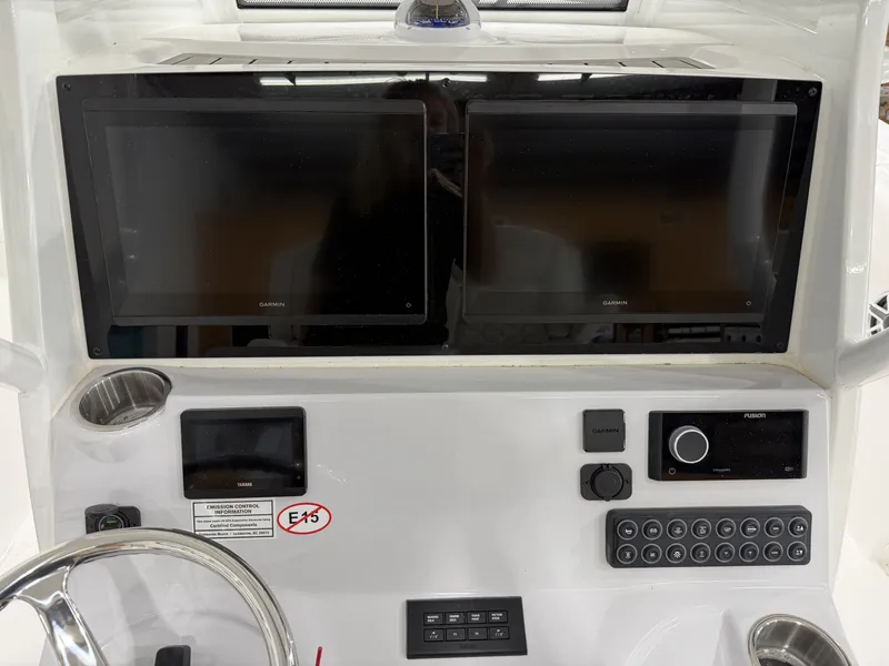 Slide: The Image of Tidewater 282 CC Adventure 2026 - 12