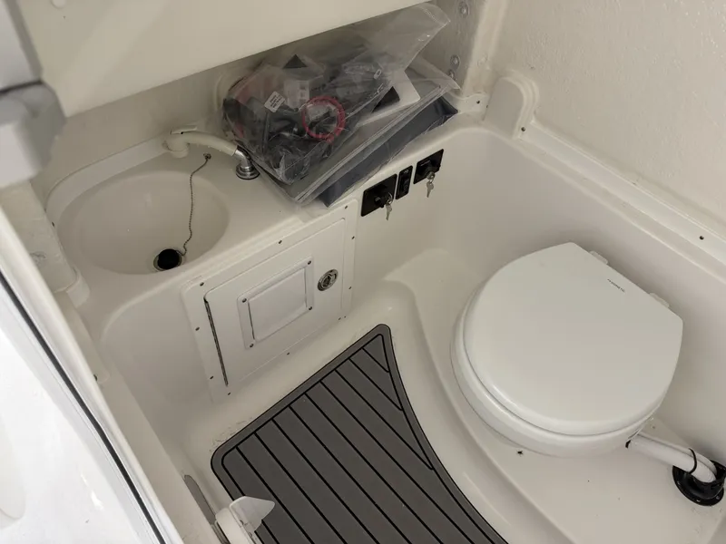 Slide: The Image of Tidewater 282 CC Adventure 2026 - 16