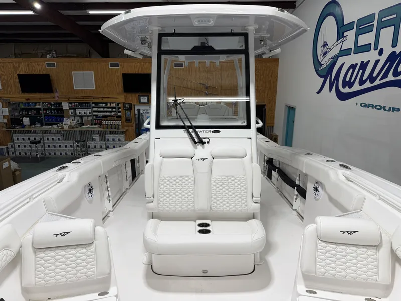 Slide: The Image of Tidewater 282 CC Adventure 2026 - 18