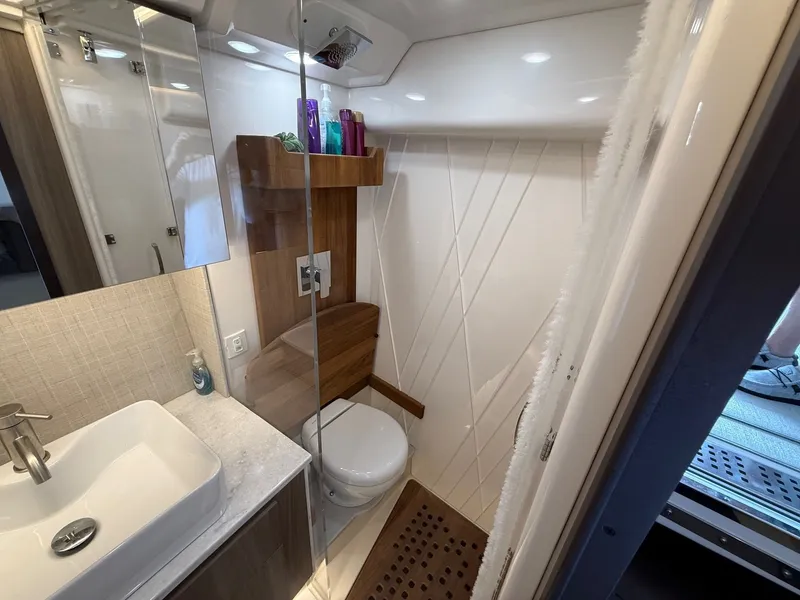 Slide: The Image of Regal 36 XO 2022 - 60