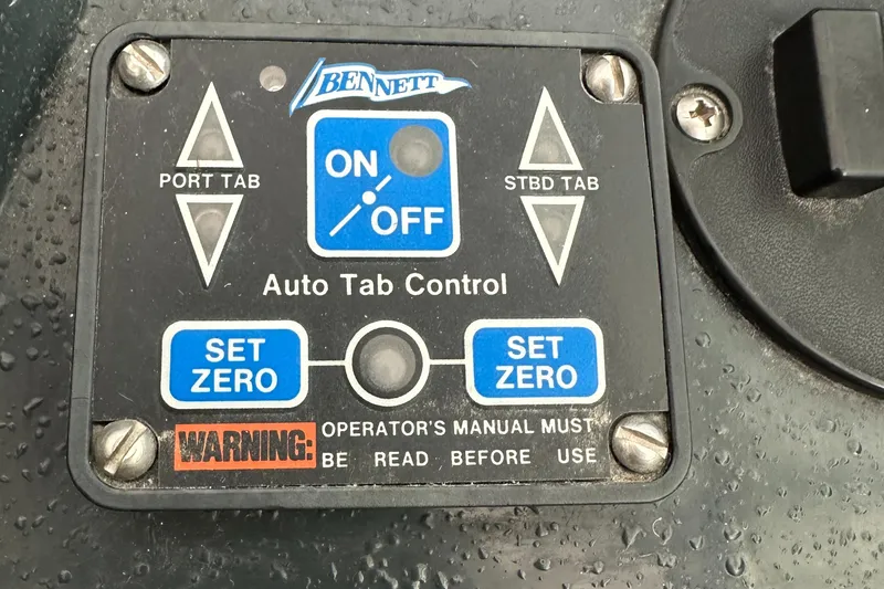 Slide: The Image of Bennett Auto Tab Control on Sea Ray Sundancer 370, 1993 model. - 12
