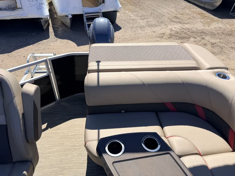 Slide: The Image of Bennington 20 SX Cruise & 90HP Yamaha 4Stroke - $31,995 2023 - 34