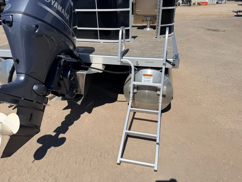 Slide: The Image of Bennington 20 SX Cruise & 90HP Yamaha 4Stroke - $31,995 2023 - 40