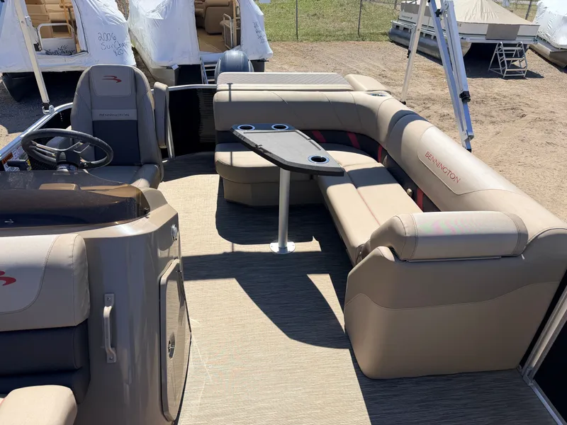 Slide: The Image of Bennington 20 SX Cruise & 90HP Yamaha 4Stroke - $31,995 2023 - 5