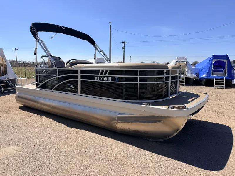 Slide: The Image of Bennington 20 SX Cruise & 90HP Yamaha 4Stroke - $31,995 2023 - 57