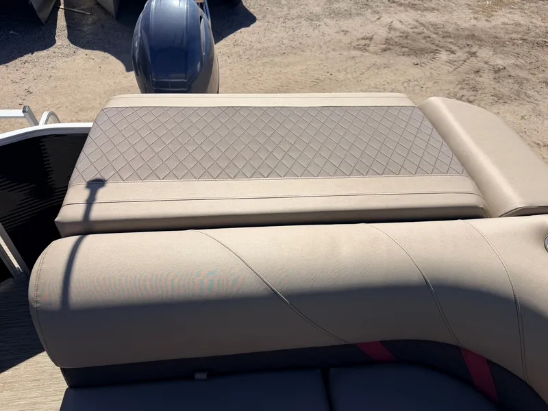 Slide: The Image of Bennington 20 SX Cruise & 90HP Yamaha 4Stroke - $31,995 2023 - 8